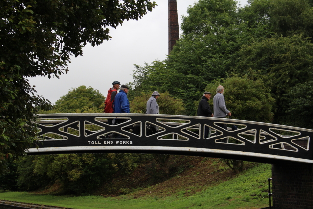 Photo: on the roving bridge over Netherton Tunnel branch.